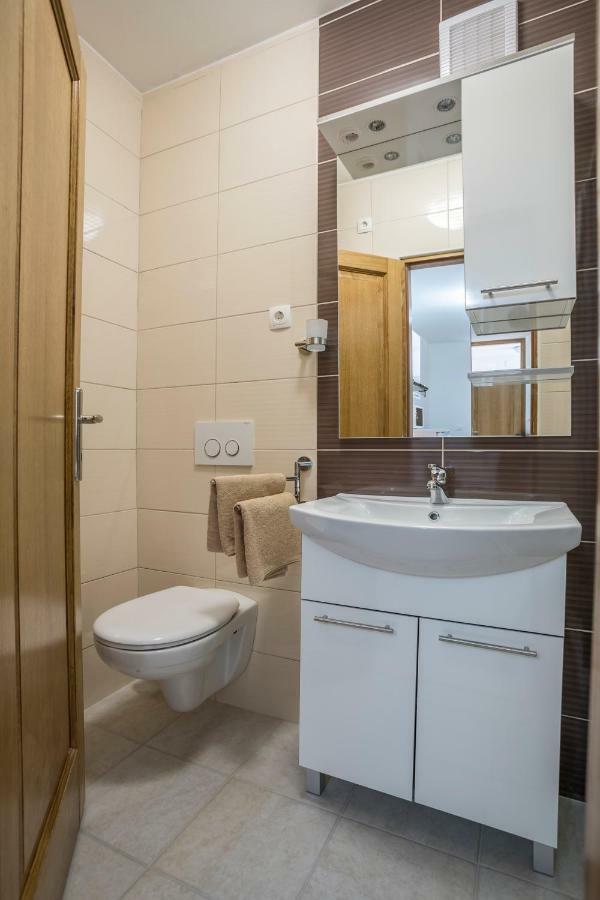 Apartments Bezmalinovic 2 ボル エクステリア 写真